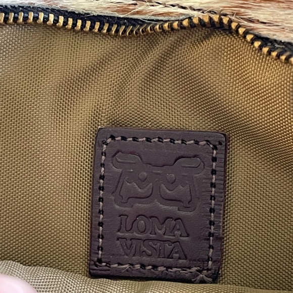 VIDEO Loma Vista Brown and White Cowhide Wristlet Bag. - Picture 4 of 7